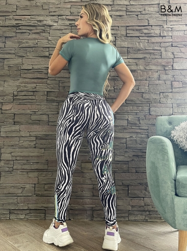 Outfit Energize 916