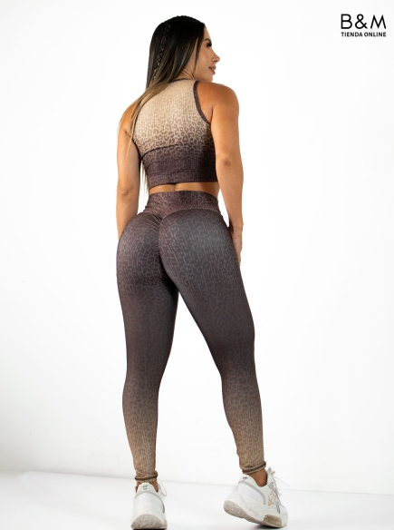 Sporty Outfit Divergent 891